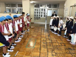 クラブ見学を行いました