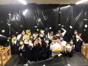 理科室でおばけ屋敷＆おばけクイズを開催しました