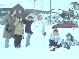雪遊びをしました
