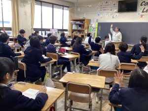 ６年生で心理授業を行いました