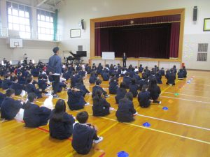 全校集会を行いました